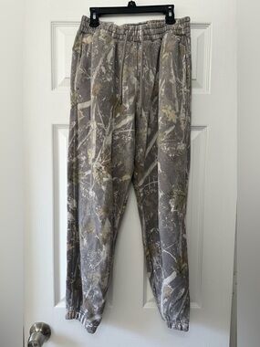 Abercrombie & Fitch Camouflage Sweatpants